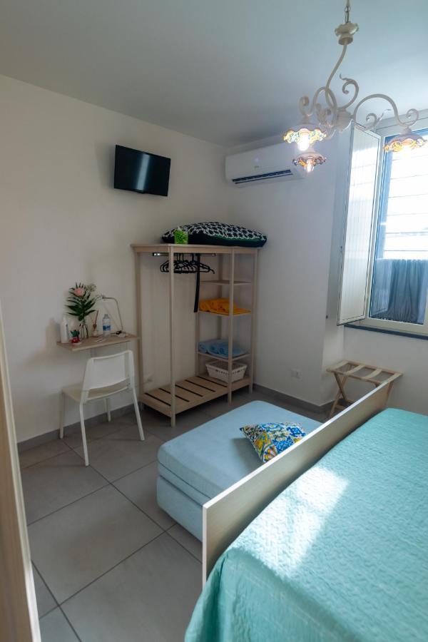 La Zagara Apartment อาชิ กัสเตลโล ภายนอก รูปภาพ
